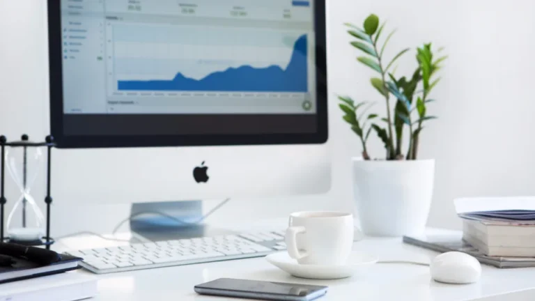 Анализ бизнеса через CRM: как читать отчеты и воронку